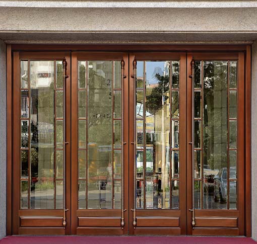 四開(kāi)銅門(mén)